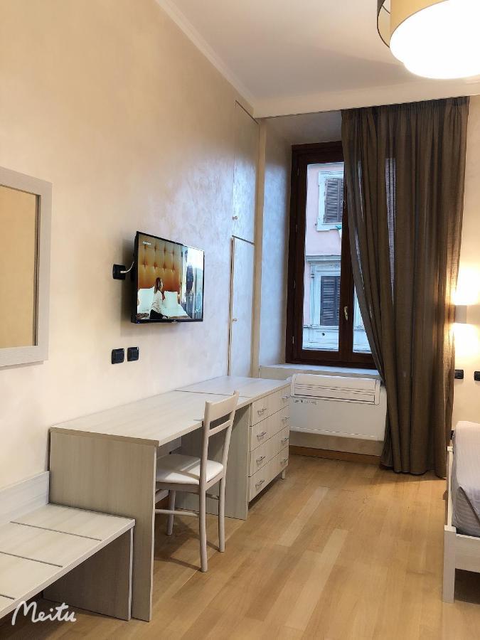 Romafullhouse Guesthouse Dış mekan fotoğraf