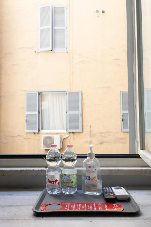 Romafullhouse Guesthouse Dış mekan fotoğraf